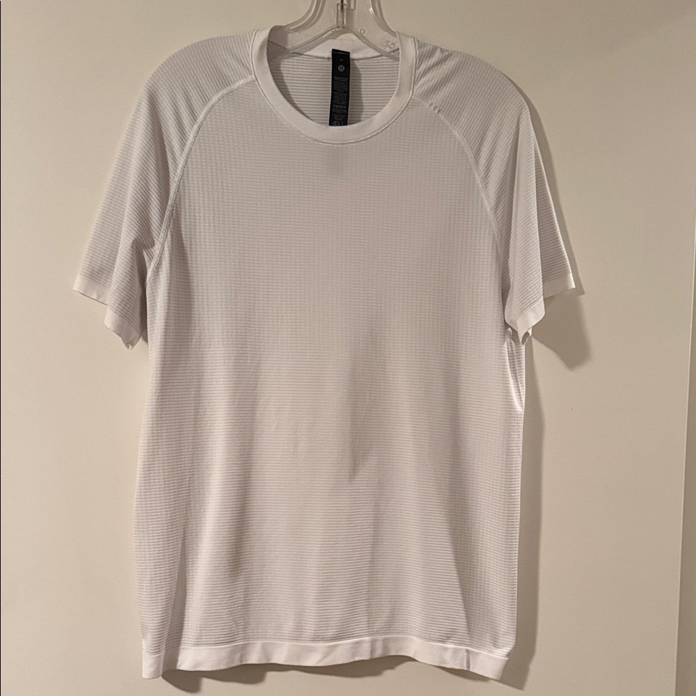 lululemon athletica Classic Cream Short Sleeve Tee